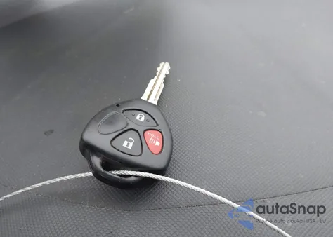 2009 Pontiac Vibe from USA, damaged, VIN 5Y2SP67849Z461892